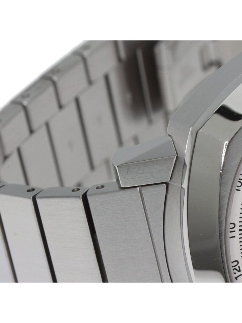 Gucci Grip Chronograph Watch SS - Picture 11 of 15